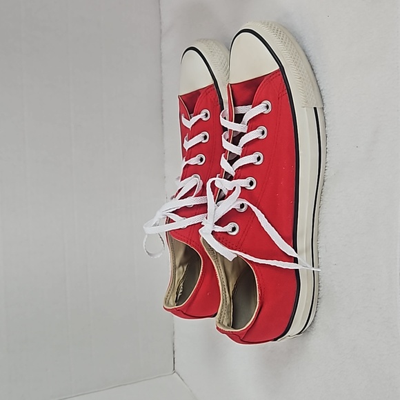 Converse | Men's All Star Red Low-Top Lace-Up Sneakers Sz 8 - Picture 3 of 15